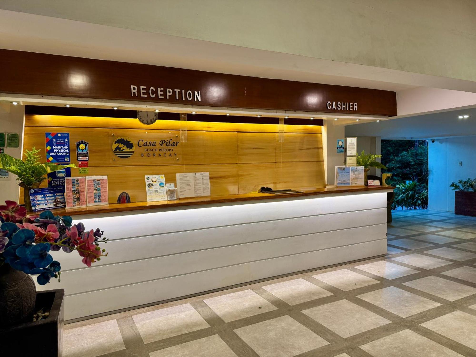 Casa Pilar Beach Resort Manoc-Manoc Eksteriør billede