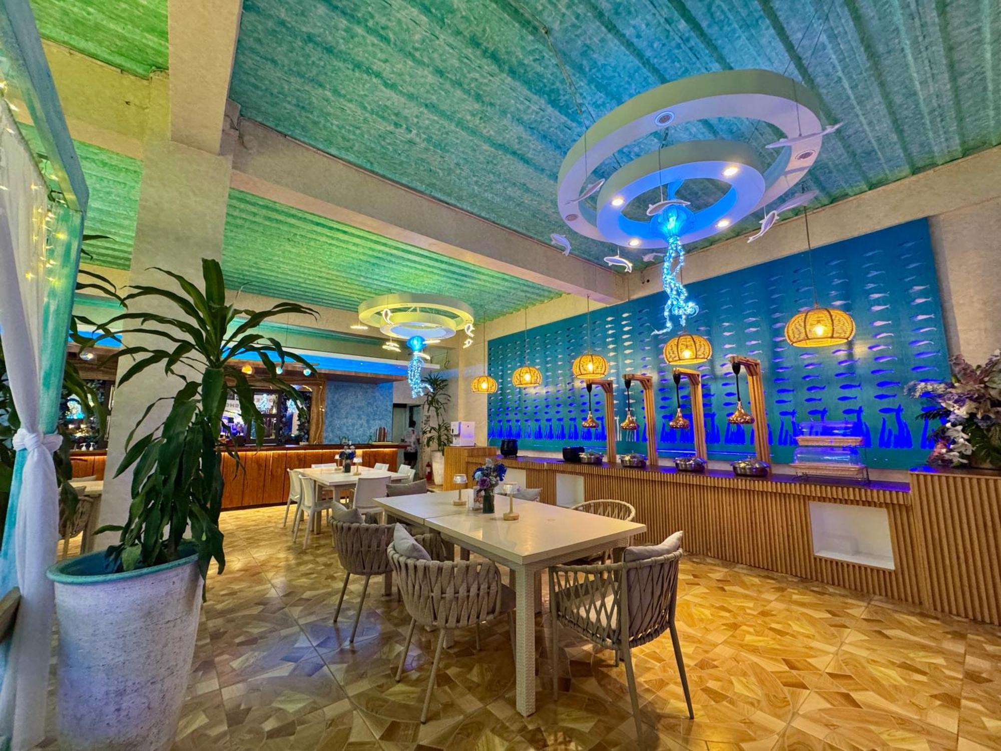 Casa Pilar Beach Resort Manoc-Manoc Eksteriør billede