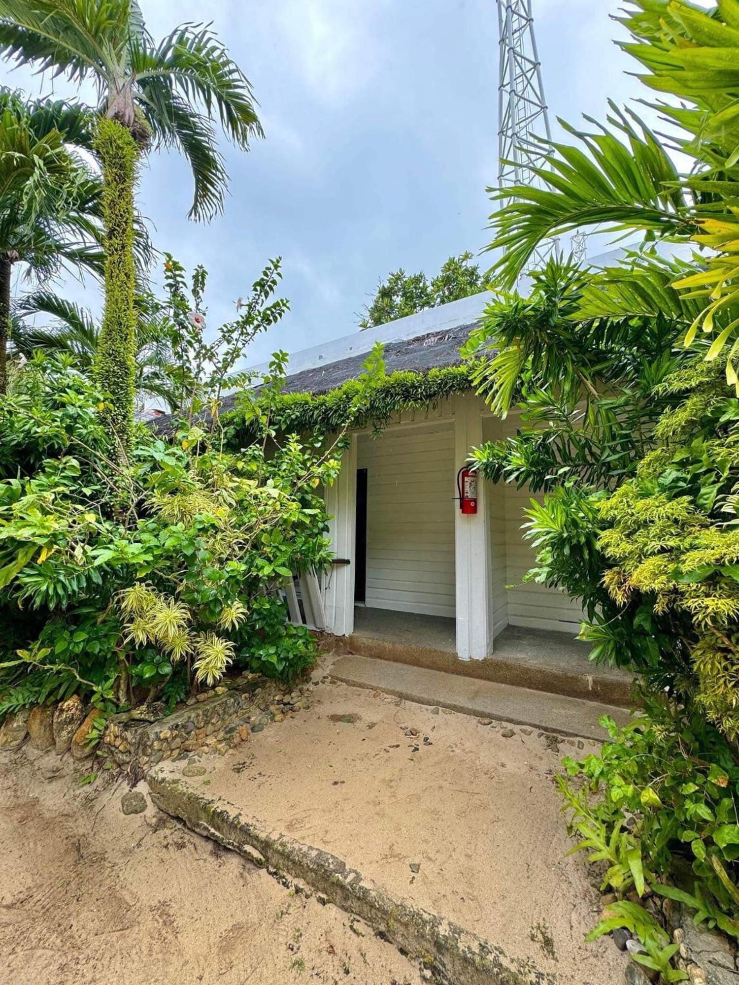 Casa Pilar Beach Resort Manoc-Manoc Eksteriør billede