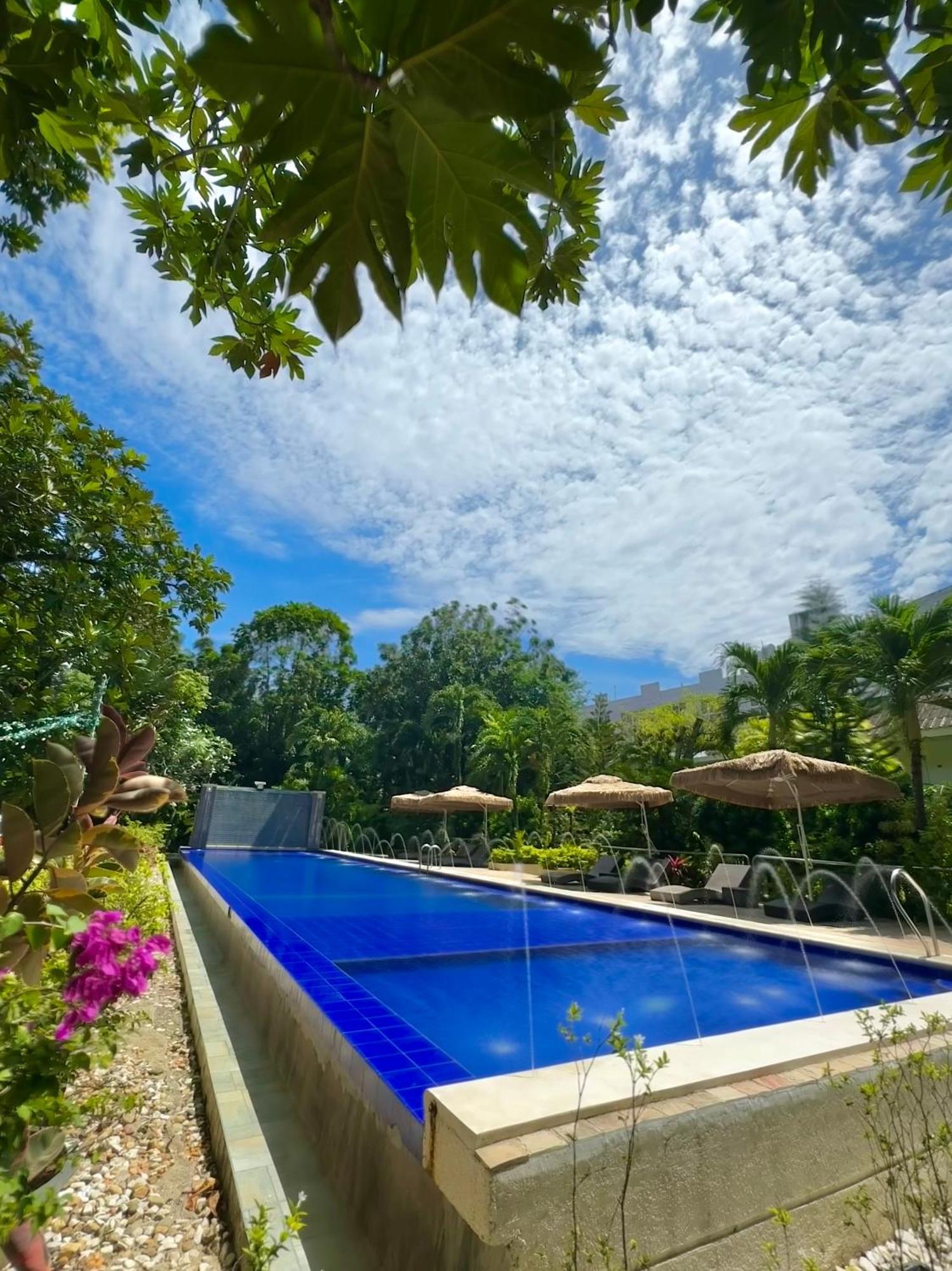 Casa Pilar Beach Resort Manoc-Manoc Eksteriør billede