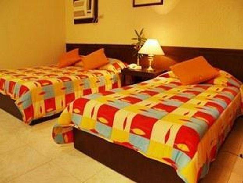 Casa Pilar Beach Resort Manoc-Manoc Eksteriør billede